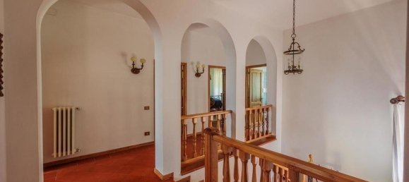 7-Zimmer Villa in Bibbiena, Italy, Nr. 255031 9