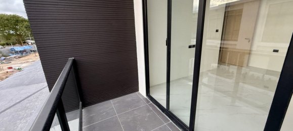 Vivenda T4 em Pattaya, Thailand N.º 74996 11