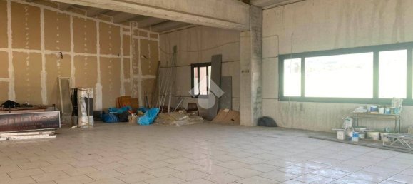 1-salle Bureau à Rende, Italy No. 167396 16