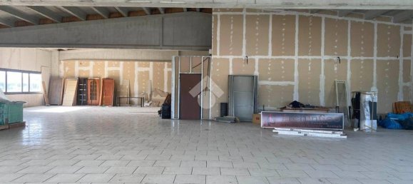 1-salle Bureau à Rende, Italy No. 167396 5