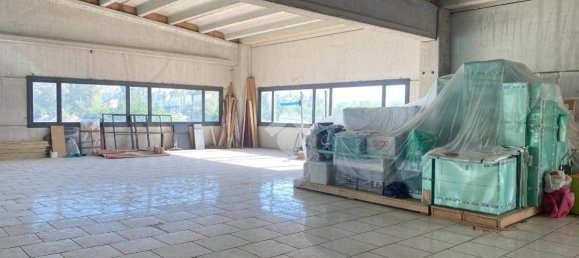 1-salle Bureau à Rende, Italy No. 167396 11