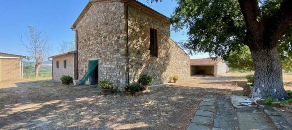 4 bedrooms House in Campagnatico, Italy No. 302701 11