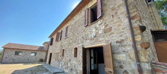 4 bedrooms House in Campagnatico, Italy No. 302701 5