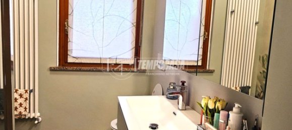 Apartamento de 2 dormitorios en Collegno, Italy No. 150069 24