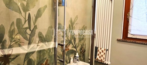 Apartamento de 2 dormitorios en Collegno, Italy No. 150069 8