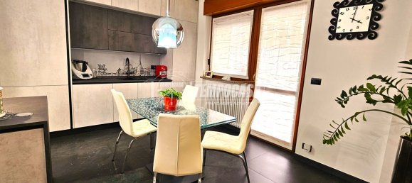 Apartamento de 2 dormitorios en Collegno, Italy No. 150069 18