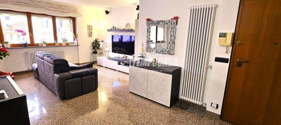 Apartamento de 2 dormitorios en Collegno, Italy No. 150069 35
