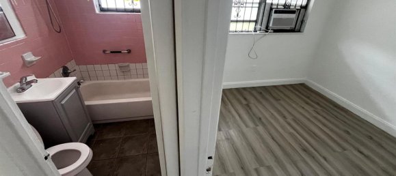 1 dormitorio apartamento en alquiler en Miami, Miami-Dade, Florida, USA № 614933 4