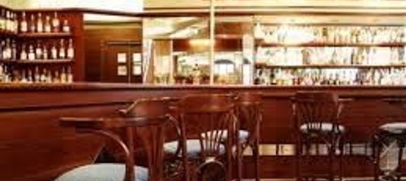 100m² Commercial property in Lucca, Italy No. 25657 7