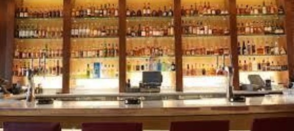 100m² Commercial property in Lucca, Italy No. 25657 5