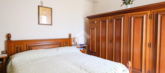 2 bedrooms Apartment in Livorno, Italy No. 293724 15