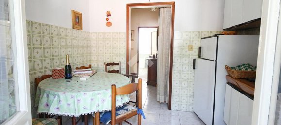 2 bedrooms Apartment in Livorno, Italy No. 293724 7