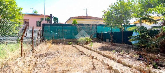 2 bedrooms Apartment in Livorno, Italy No. 293724 26