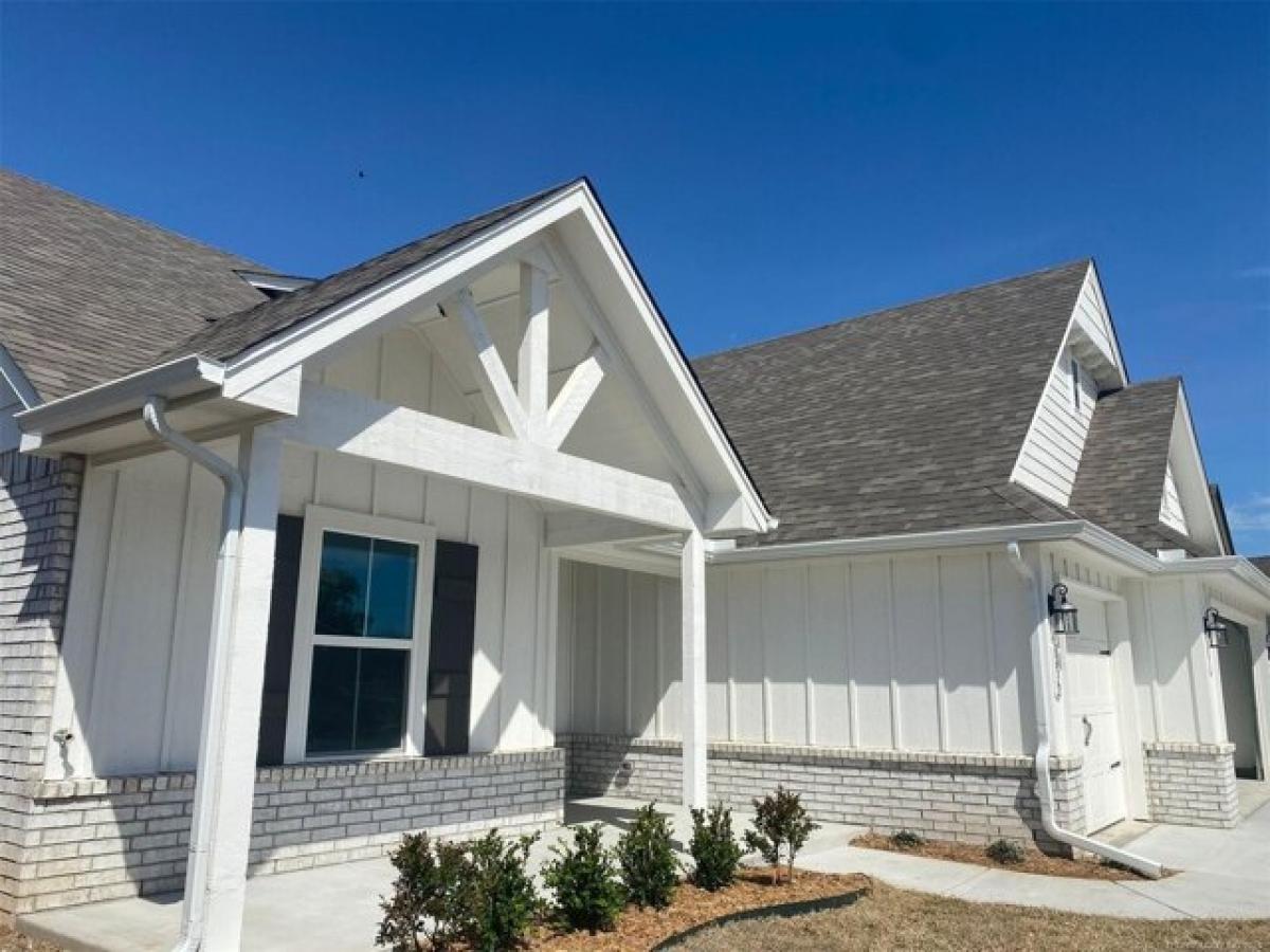 3 bedrooms House in Broken Arrow, USA No. 392405