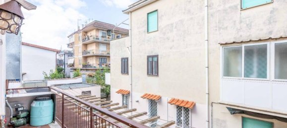 3 rooms Apartment in Rome, Italy No. 36688 43