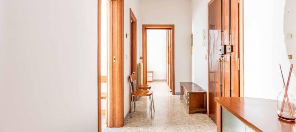 3 rooms Apartment in Rome, Italy No. 36688 23