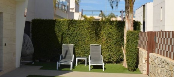 3 Schlafzimmer Doppelhaus in Alicante, Spain, Nr. 188327 5