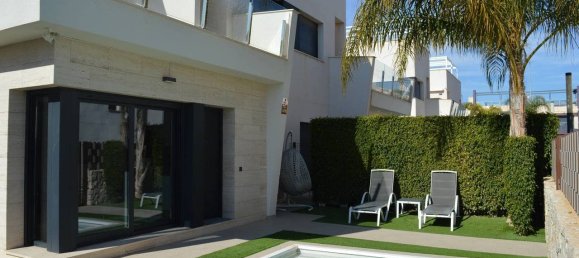 3 Schlafzimmer Doppelhaus in Alicante, Spain, Nr. 188327 18