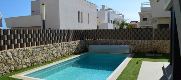 3 Schlafzimmer Doppelhaus in Alicante, Spain, Nr. 188327 4