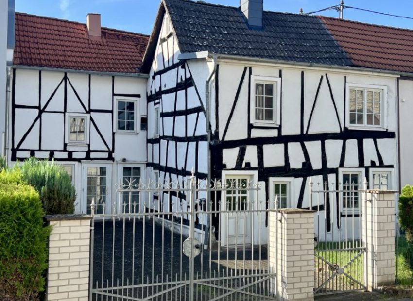 5-salle Maison de ville à Rheingau-Taunus, Germany No. 210917