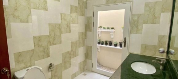 4 chambres house à louer à Pattaya, Chonburi, Eastern Thailand, Thailand № 62247 10