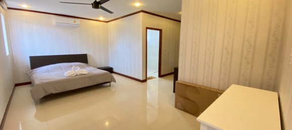 4 chambres house à louer à Pattaya, Chonburi, Eastern Thailand, Thailand № 62247 25