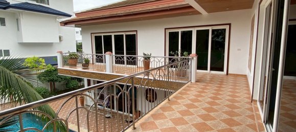 4 chambres house à louer à Pattaya, Chonburi, Eastern Thailand, Thailand № 62247 17