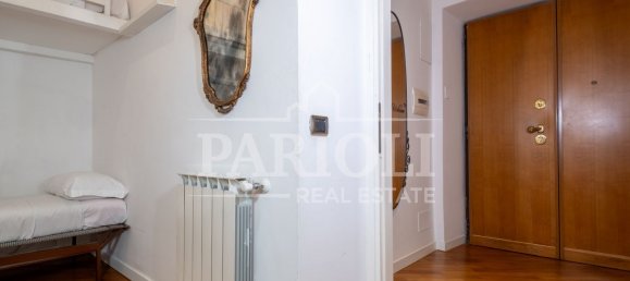 4 bedrooms Apartment in Rome, Italy No. 335218 4