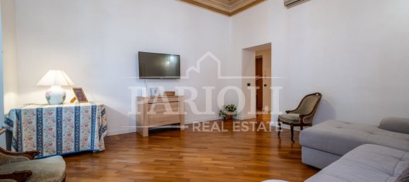 4 bedrooms Apartment in Rome, Italy No. 335218 25