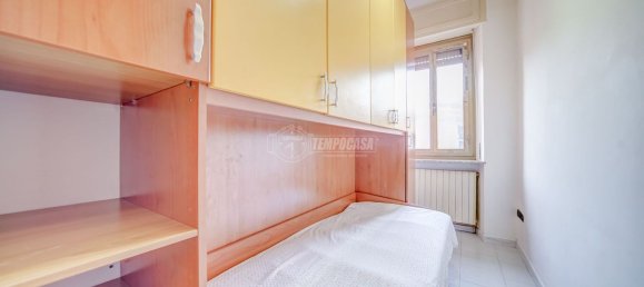 Квартира с 3 комнатами в Кассано Маньяго, Италия № 179600 20