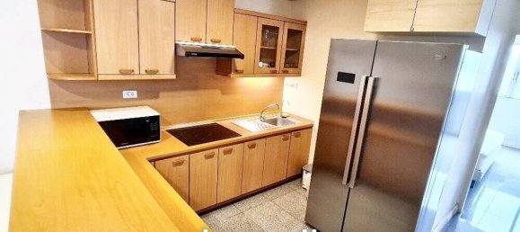 2 bedrooms Condo in Bangkok, Thailand No. 24603 10