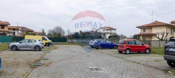 2 غرف نوم شقة في Agrate Brianza, Italy رقم 164447 29