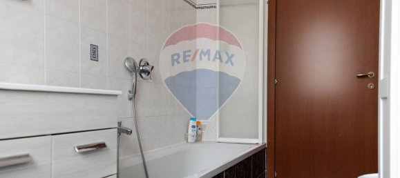 2 غرف نوم شقة في Agrate Brianza, Italy رقم 164447 17