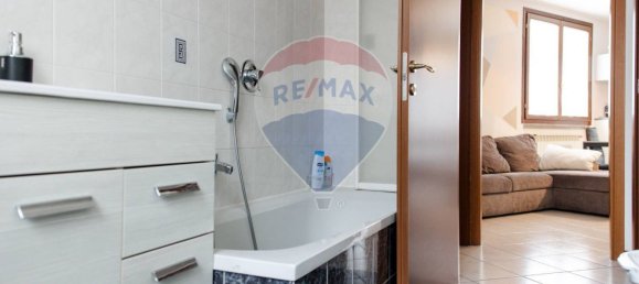 2 غرف نوم شقة في Agrate Brianza, Italy رقم 164447 15