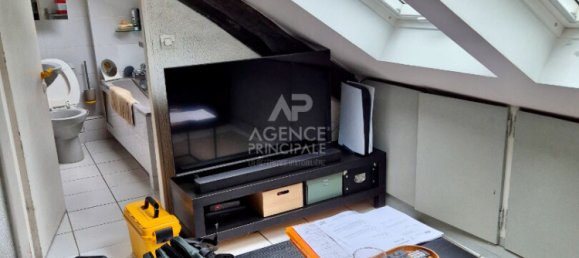 Studio à Poissy, France No. 149814 2