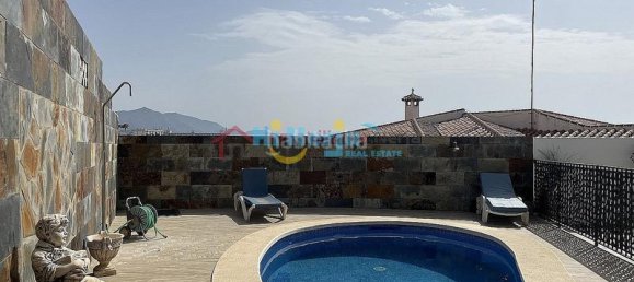 3 bedrooms Villa in Nerja, Spain No. 90178 4