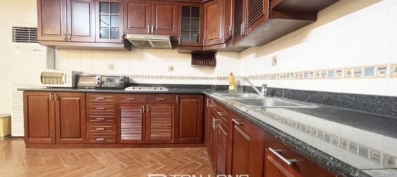 5 غرف نوم منزل في Tay Ho, Vietnam رقم 555 13