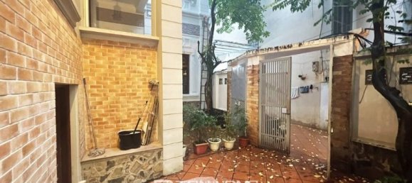 5 غرف نوم منزل في Tay Ho, Vietnam رقم 555 30