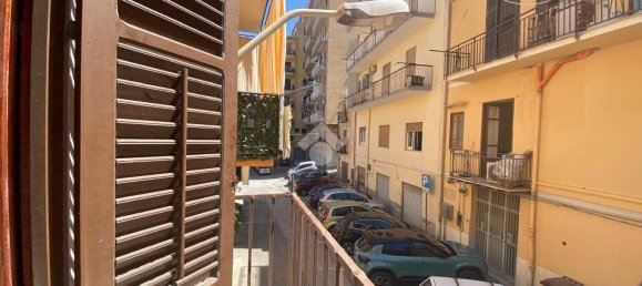 2 bedrooms House in Termini Imerese, Italy No. 77046 17