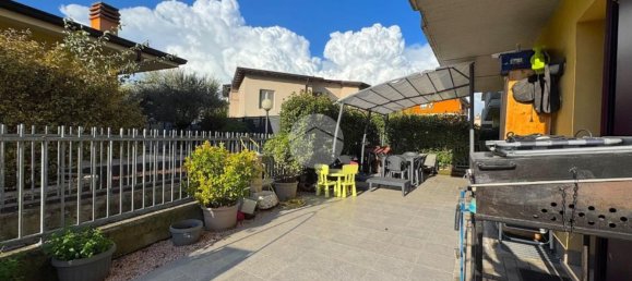 3 bedrooms Apartment in Castel d'Azzano, Italy No. 313084 3