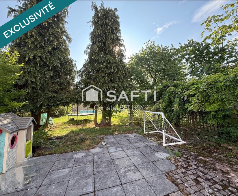 Casa de 4 dormitorios en Barst, France No. 358324