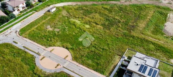 800m² Land in Affi, Italy No. 257632 7