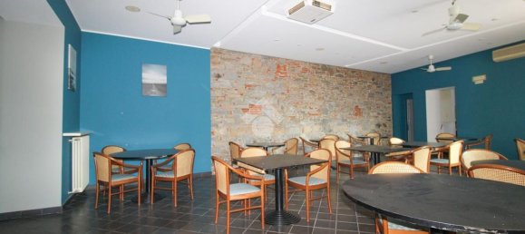 Коммерческая недвижимость 200м² в Бергамо, Италия № 338636 4