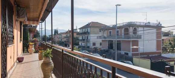 4-Zimmer Wohnung in Rome, Italy, Nr. 26761 26