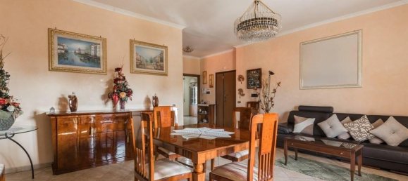 4-Zimmer Wohnung in Rome, Italy, Nr. 26761 2