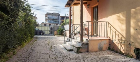 4-Zimmer Wohnung in Rome, Italy, Nr. 26761 4