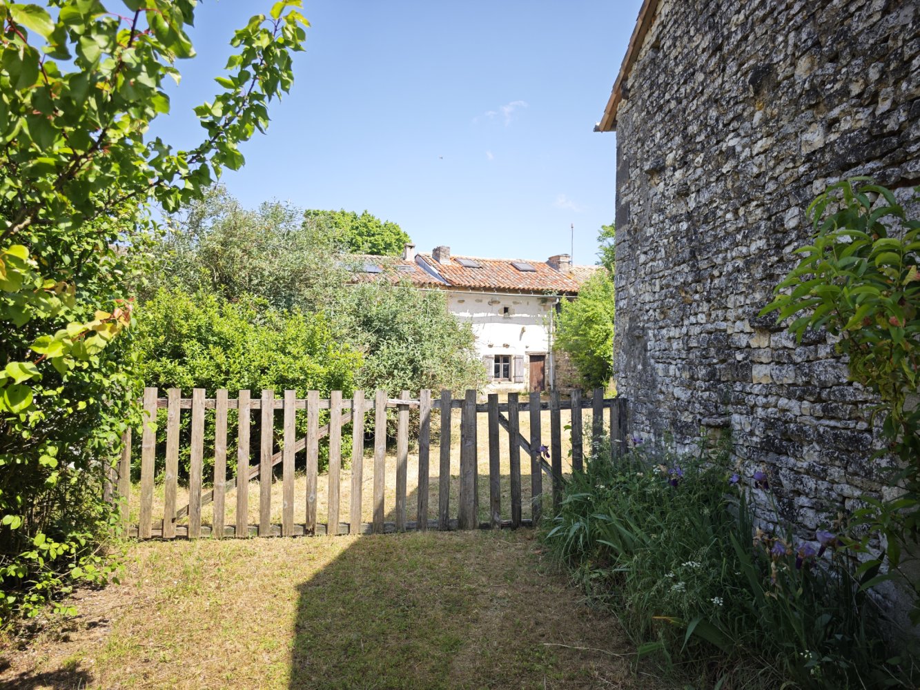 2 Schlafzimmer Haus in Deux-Sevres, France, Nr. 320684