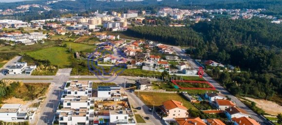 1108m² Land in Santa Maria da Feira, Portugal No. 92784 8