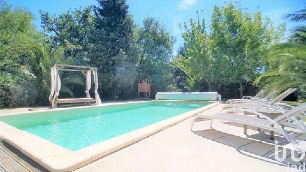 Casa de 4 dormitorios en Beziers, France No. 22909