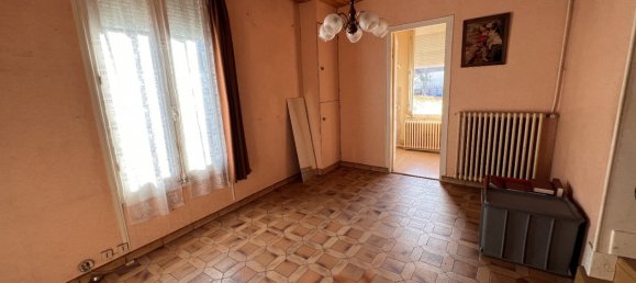 1 bedroom House in Saint-Cheron, France No. 181728 4